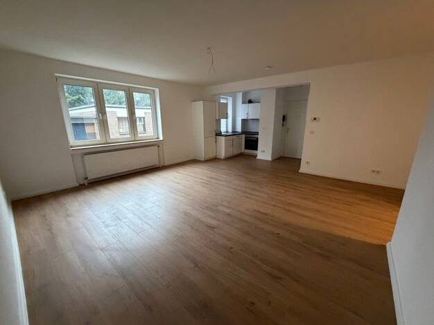 Wohnung zur Miete 619 € 2 Zimmer 53,6 m² frei ab 11.04.2026 Karolingerstraße 8 Furth-Süd Neuss 41462