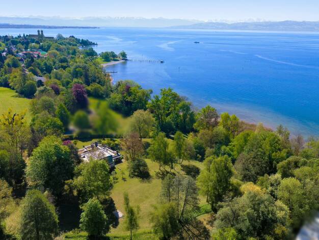 Villa zum Kauf 8.000.000 € 11 Zimmer 464 m² 30.206 m² Grundstück Friedrichshafen 88045
