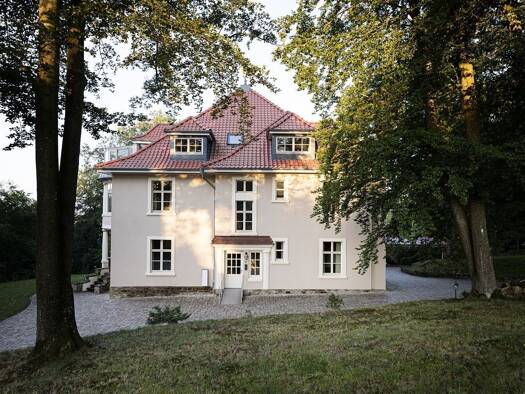 Villa zum Kauf 1.190.000 € 11 Zimmer 533 m² 2.668 m² Grundstück Schledehausen Bissendorf 49143