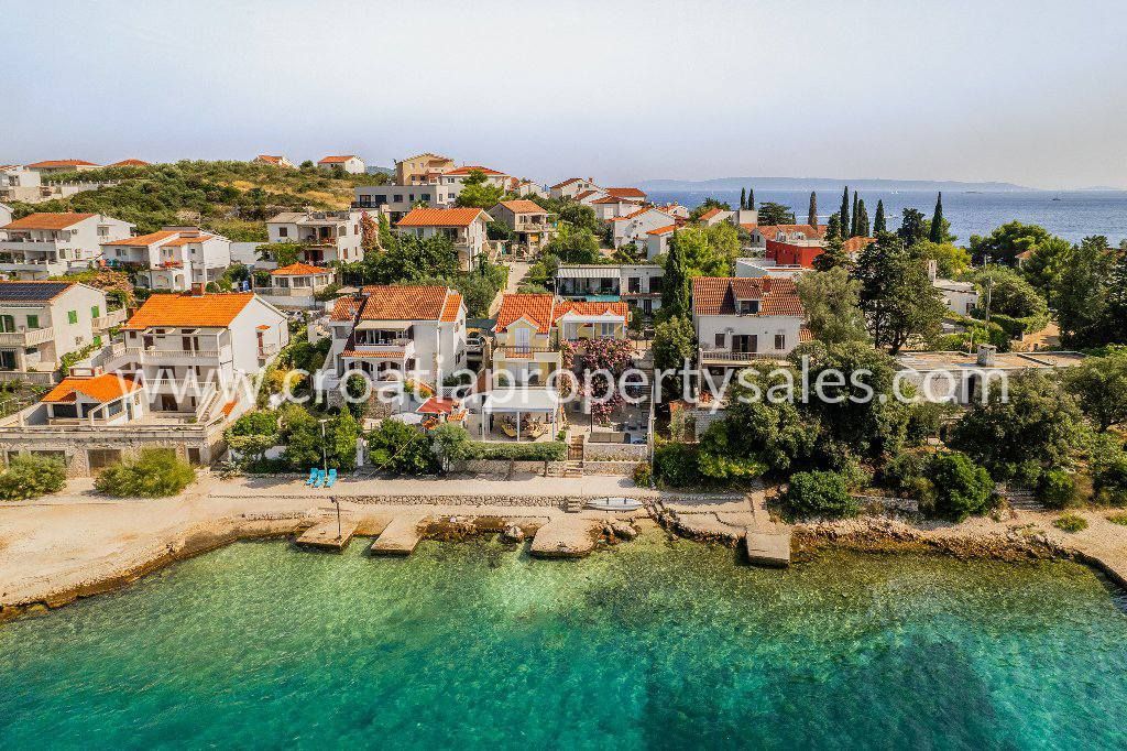 Haus zum Kauf 1.600.000 € 8 Zimmer 236 m²<br/>Wohnfläche Trogir