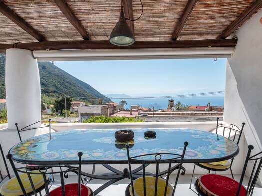 Villa zum Kauf provisionsfrei 550.000 € 7 Zimmer 263 m² 70 m² Grundstück Leni 98050