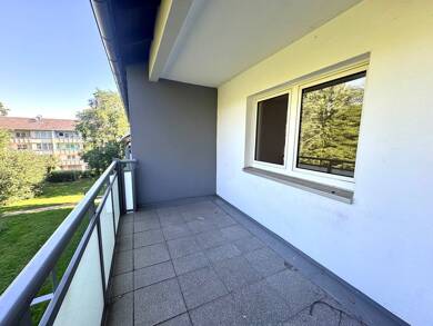 Wohnung zur Miete 455 € 3 Zimmer 62,2 m² 3. Geschoss frei ab sofort Beethovenstraße 12 Rheinhausen-Mitte Duisburg 47226
