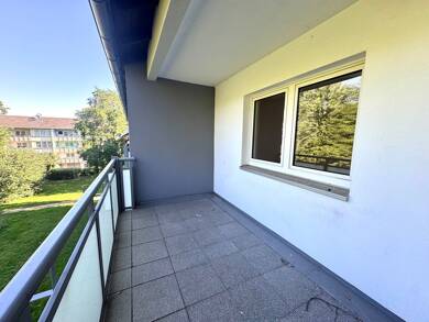 Wohnung zur Miete 455 € 3 Zimmer 62,2 m² 3. Geschoss frei ab sofort Beethovenstraße 12 Rheinhausen - Mitte Duisburg 47226