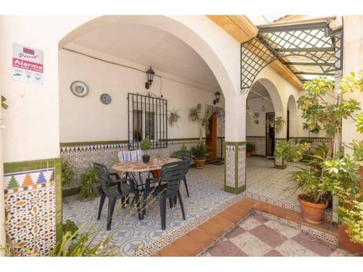 Villa zum Kauf 259.900 € 6 Zimmer 292 m² 250 m² Grundstück Villa de Otura 18630