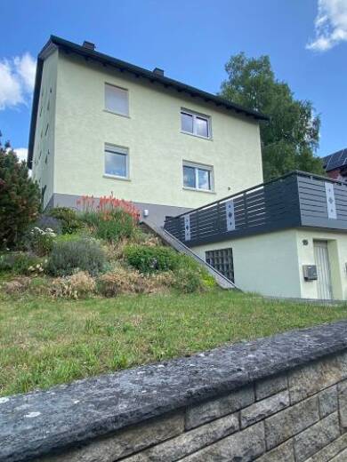 Mehrfamilienhaus zum Kauf 375.000 € 7 Zimmer 167,6 m² 1.091 m² Grundstück Arnstein Arnstein 97450