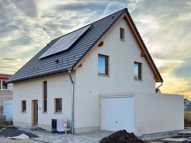 Haus zum Kauf provisionsfrei 476.200 € 5 Zimmer 125 m² 460 m² Grundstück frei ab sofort An der Gartenstadt 25 Taucha 04425