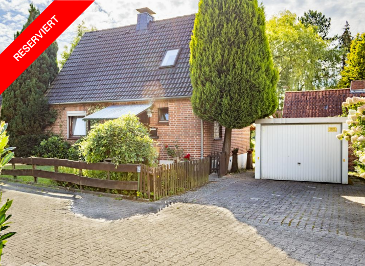 Einfamilienhaus zum Kauf 290.000 € 4 Zimmer 100 m²<br/>Wohnfläche 1.033 m²<br/>Grundstück Schwarzenbek 21493