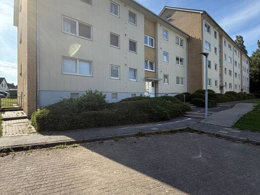 Wohnung zur Miete 493 € 3 Zimmer 69,9 m² 1. Geschoss frei ab 01.10.2026 Oldensworth 11 Schleswig 24837