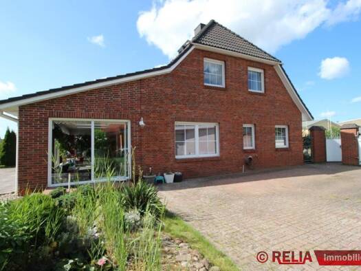 Haus zum Kauf 360.000 € 6 Zimmer 150 m² 1.012 m² Grundstück Güstrow 18273