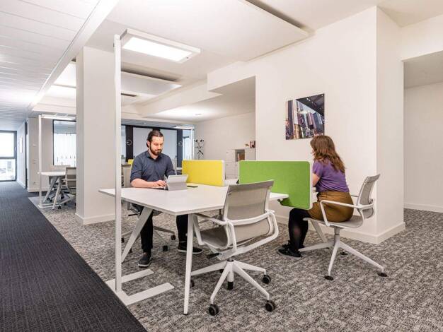 Bürofläche zur Miete provisionsfrei 200 € 10 m² Bürofläche Kaistrasse 90 Südfriedhof Kiel 24114