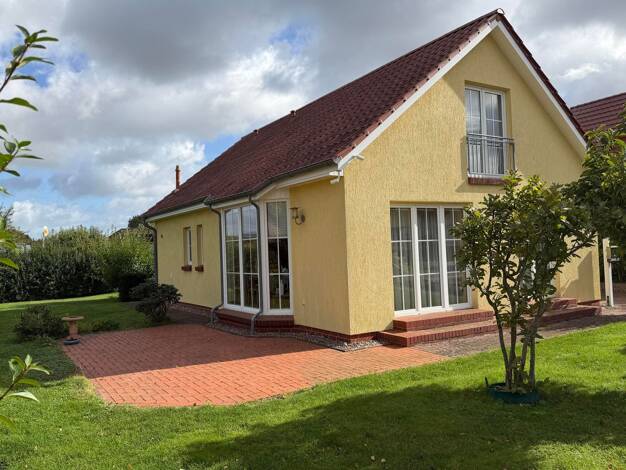 Einfamilienhaus zum Kauf 350.000 € 4 Zimmer 113 m² 544 m² Grundstück Lankow Schwerin 19057