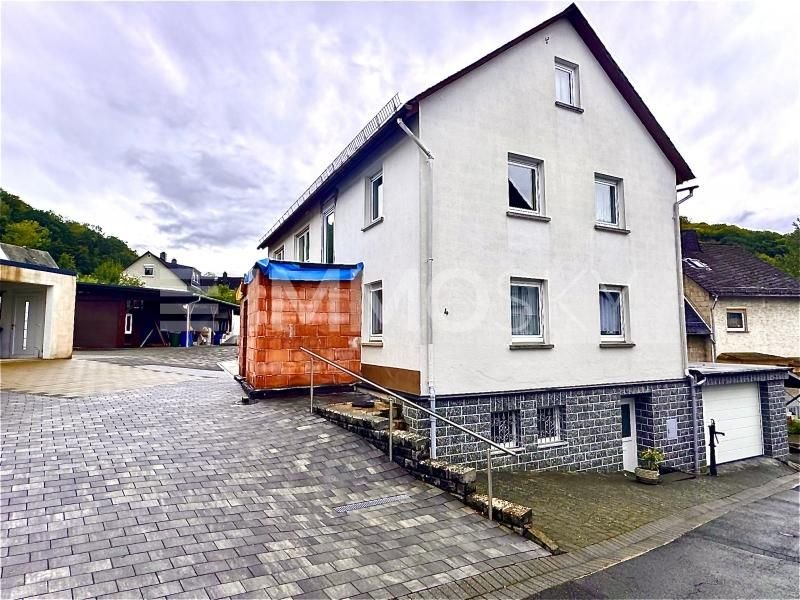 Einfamilienhaus zum Kauf 248.000 € 8 Zimmer 174 m²<br/>Wohnfläche 949 m²<br/>Grundstück Nanzenbach Dillenburg 35690