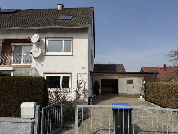 Doppelhaushälfte zum Kauf 300.000 € 7 Zimmer 125 m² 317 m² Grundstück Kissendorf Bibertal 89346