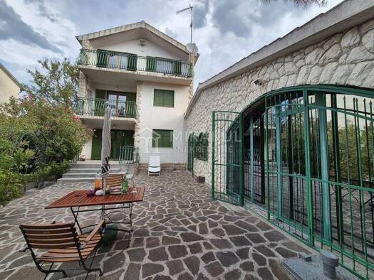 Einfamilienhaus zum Kauf 900.000 € 5 Zimmer 296 m² Brodarica, Šibenik - Okolica Šibenik 22000