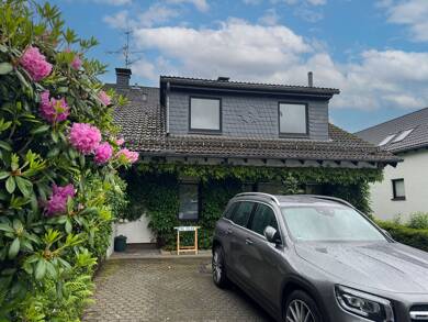 Wohnung zur Miete 1.056 € 4 Zimmer 96 m² Wahlscheid Lohmar 53797