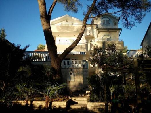 Haus zum Kauf 1.380.000 € 7 Zimmer 390 m² Sibenik