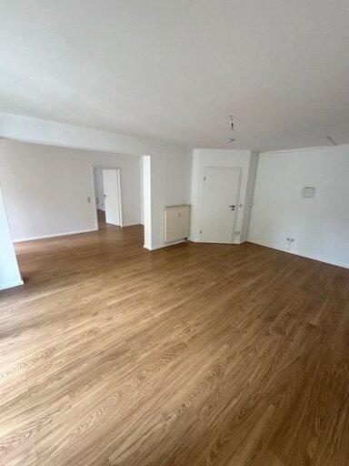 Wohnung zur Miete Wohnen auf Zeit 520 € 2 Zimmer 87 m² frei ab sofort Helmstedter str. 10a Wormser Platz Magdeburg 39112