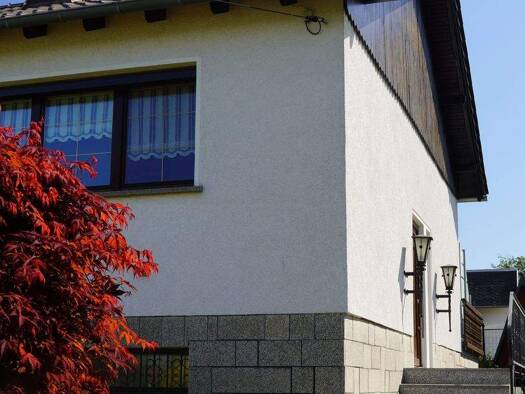 Einfamilienhaus zum Kauf 296.000 € 4 Zimmer 100 m² 990 m² Grundstück Oberhohndorf Zwickau 08056