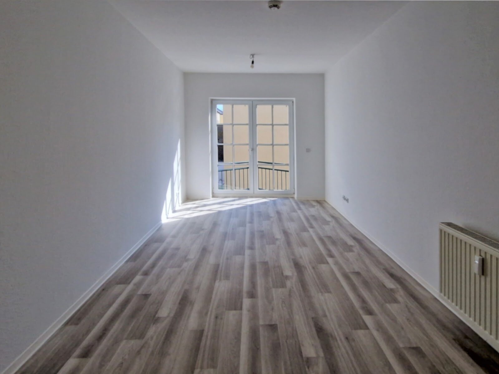 Wohnung zur Miete 282 € 1 Zimmer 30 m²<br/>Wohnfläche 1.<br/>Geschoss Thomasiusstraße 33 a Südliche Innenstadt Halle (Saale) 06110