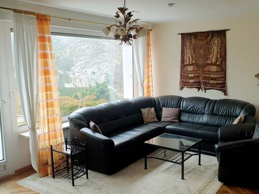 Einfamilienhaus zur Miete 1.100 € 6 Zimmer 125 m² 900 m² Grundstück frei ab sofort Altschweier Bühl 77815