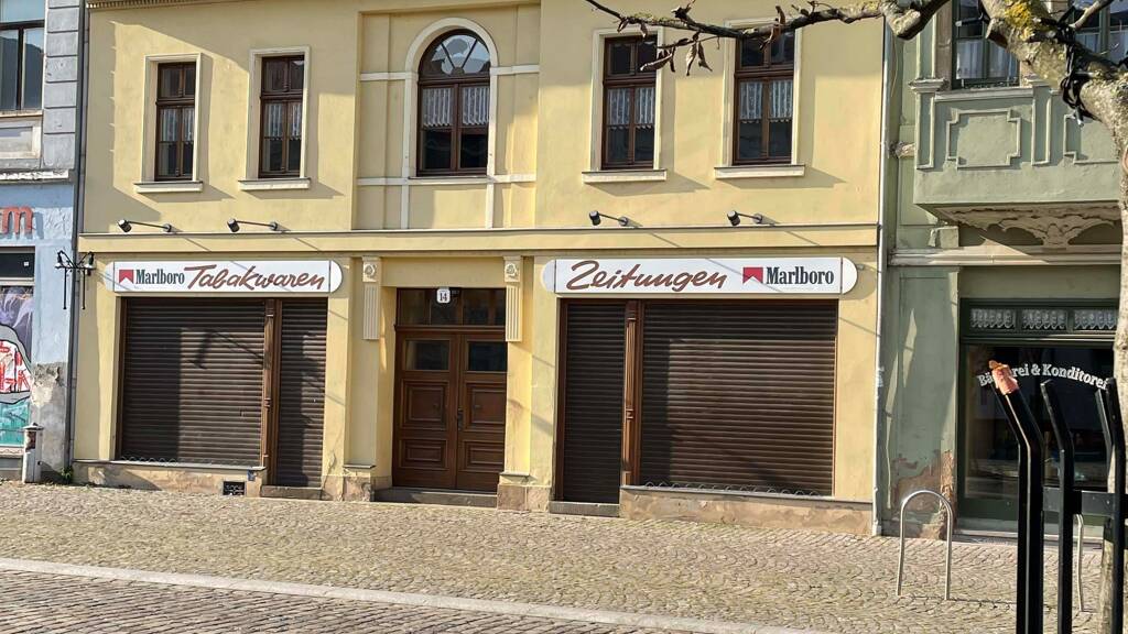 Mehrfamilienhaus zum Kauf 398.500 € 14 Zimmer 449 m² 347 m² Grundstück Bernburg 06406