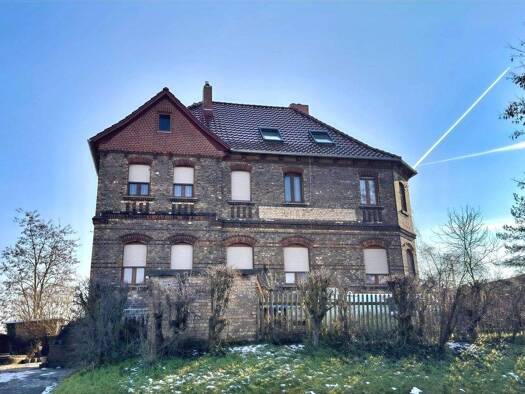Mehrfamilienhaus zum Kauf als Kapitalanlage geeignet 435.000 € 310 m² 1.368 m² Grundstück Zwintschöna Kabelsketal, Zwintschöna 06184