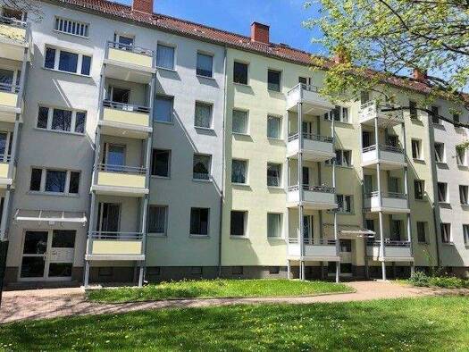 Wohnung zur Miete 351 € 3 Zimmer 58,5 m² EG frei ab 01.05.2026 Gustav-Freytag-Str. 1 Zentrum Chemnitz 09111