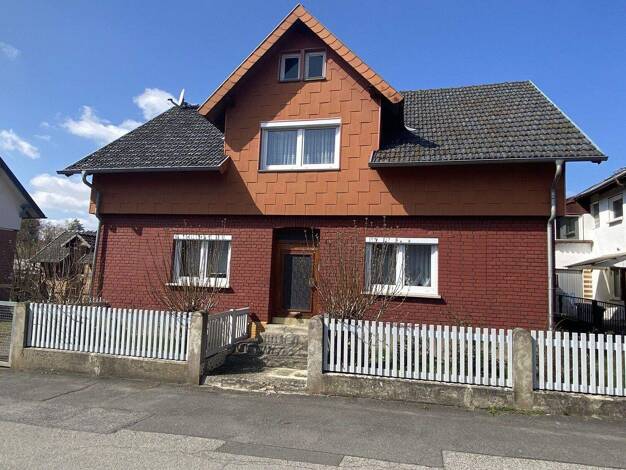 Einfamilienhaus zum Kauf 250.000 € 4 Zimmer 150 m² 940 m² Grundstück Neuses Coburg / Neuses 96450