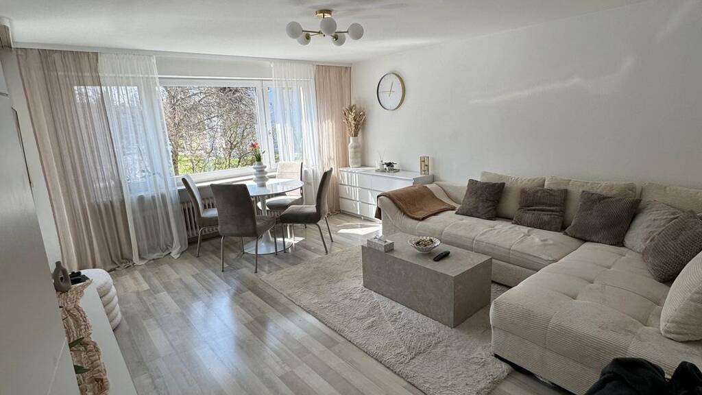 WG-Zimmer zur Miete 780 € 3 Zimmer 70 m² Geschoss 1/2 frei ab 01.06.2026 Schwenningen Villingen-Schwenningen 78054