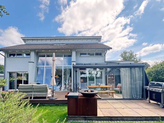 Einfamilienhaus zum Kauf provisionsfrei 1.290.000 € 6 Zimmer 283 m² 577 m² Grundstück Rellingen 25462