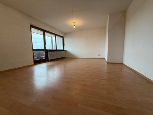 Studio zum Kauf 189.000 € 1 Zimmer 42 m² 3. Geschoss frei ab sofort Nikolaus-Alexander-Mair-Straße 8 b Nikola Landshut 84034