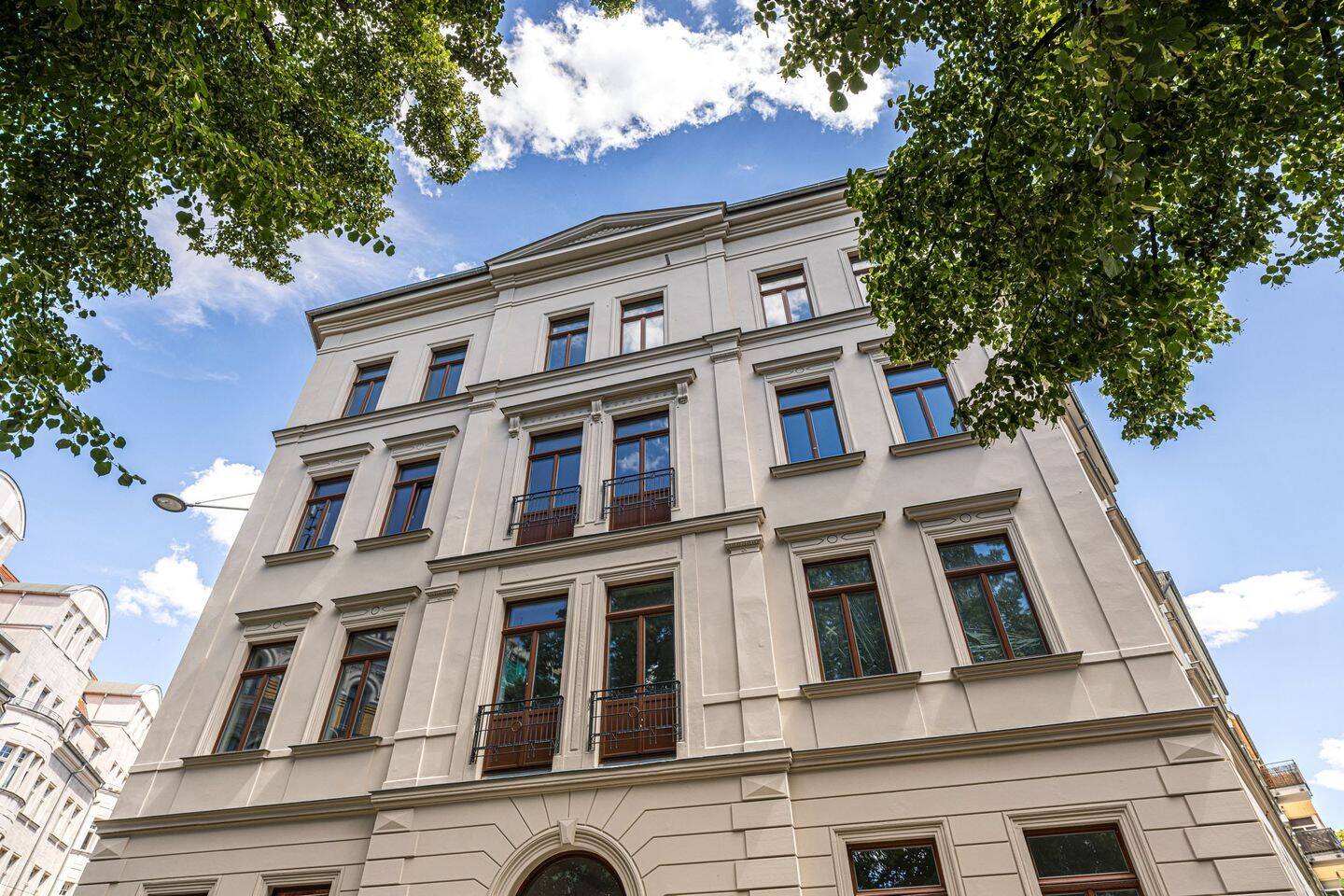 Property thumbnail 12