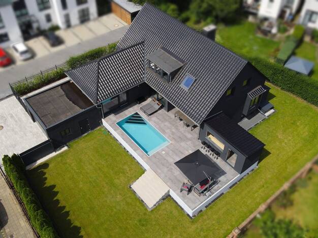 Einfamilienhaus zum Kauf 849.000 € 8 Zimmer 253 m² 959 m² Grundstück Kernstadt Nord Peine 31224