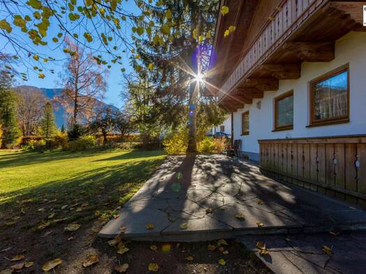 Einfamilienhaus zum Kauf 1.190.000 € 5 Zimmer 142,9 m² 1.268 m² Grundstück Bayerisch Gmain 83457