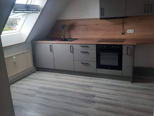 Wohnung zur Miete 310 € 3 Zimmer 60 m² Schkölen 07619