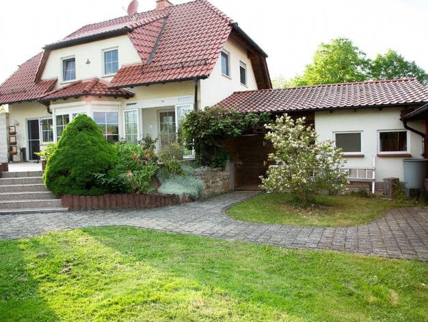 Einfamilienhaus zum Kauf 389.000 € 6 Zimmer 129 m² 2.415 m² Grundstück Wehnde 37339