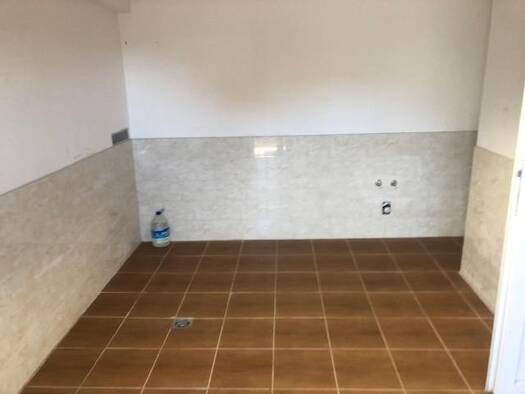 Produktionshalle zur Miete 1,20 € 43,9 m² Lagerfläche Kottingbrunn 2542