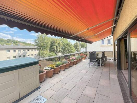 Einfamilienhaus zum Kauf 999.000 € 5 Zimmer 227,9 m² 595 m² Grundstück Zuffenhausen Stuttgart 70435