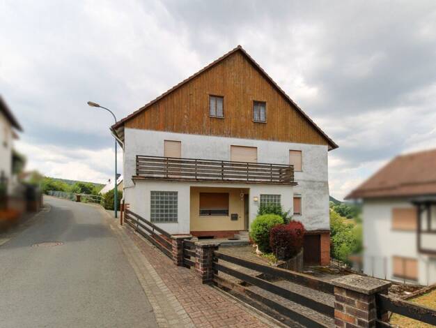 Einfamilienhaus zum Kauf 105.000 € 7 Zimmer 147 m² 766 m² Grundstück Oberzell Sinntal 36391