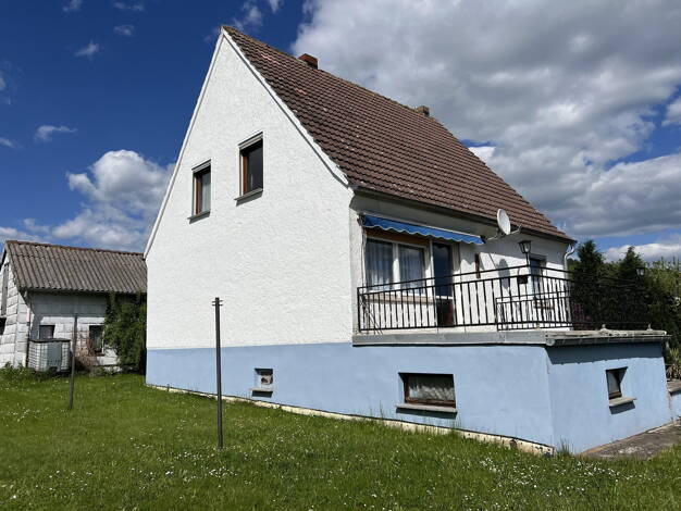 Einfamilienhaus zum Kauf provisionsfrei 129.000 € 5 Zimmer 116 m² 891 m² Grundstück Helmershausen Rhönblick 98617