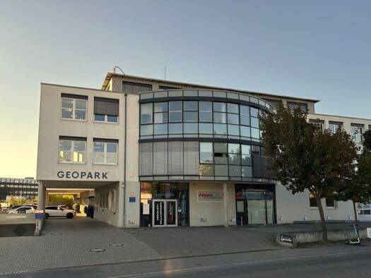Bürofläche zur Miete provisionsfrei 1.056 m² Bürofläche teilbar ab 439 m² Am Heilbrunnen 47 Industriegebiet Reutlingen 72766