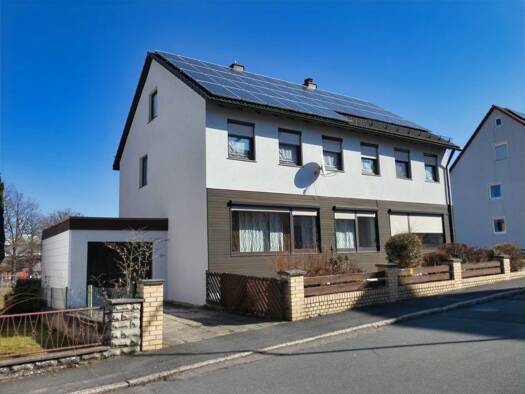 Mehrfamilienhaus zum Kauf 350.000 € 6 Zimmer 200 m² 677 m² Grundstück Auerbach 91275