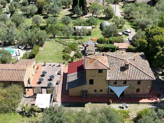 Haus zum Kauf 1.050.000 € 330 m² San Gimignano 53037