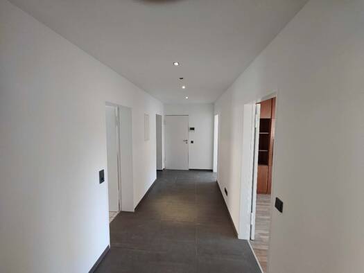 Wohnung zur Miete 1.000 € 4 Zimmer 125 m² Geschoss 3/4 frei ab sofort Tailfingen Albstadt 72461