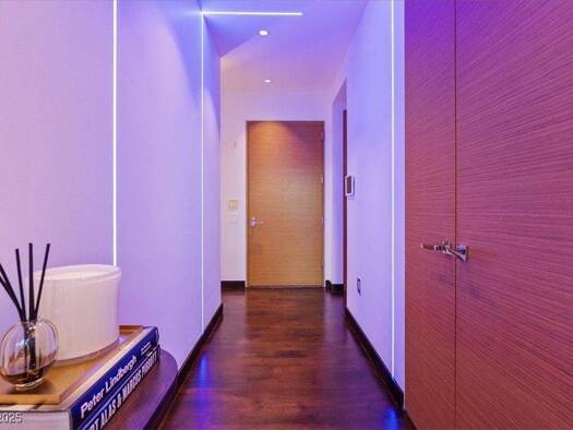 Einfamilienhaus zum Kauf 1.510.248 € 1 Zimmer 102,8 m² 3750 Las Vegas Boulevard 2911 Las Vegas 89158