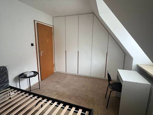 Wohnung zur Miete 570 € 1 Zimmer 14 m² Geschoss 1/2 frei ab sofort Innenstadt Augsburg 86152