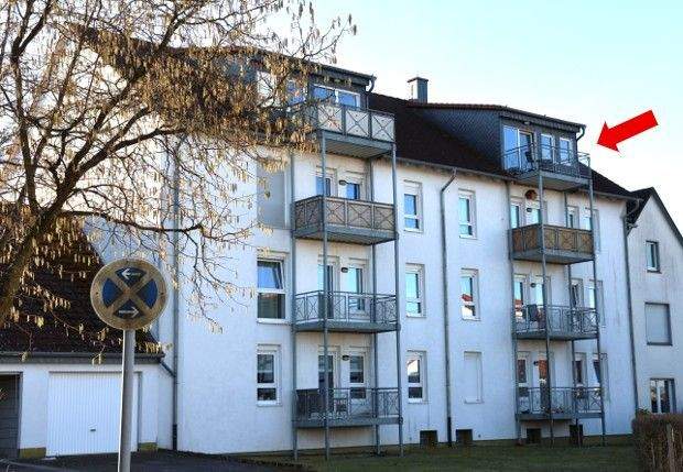 Immobilie in Rüthen - Charmante Dachgeschoss-Wohnung mit Fernblick in Rüthen - Bild 1