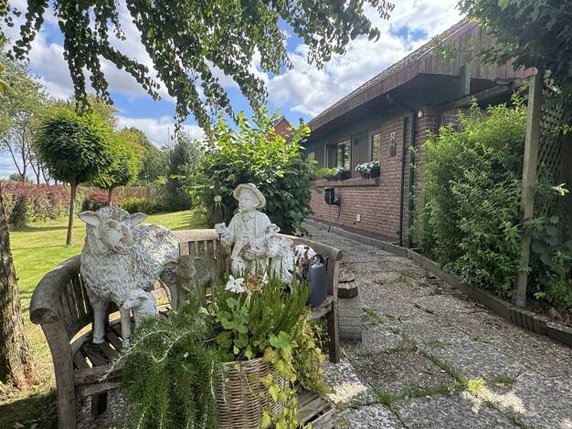 Einfamilienhaus zum Kauf 319.000 € 4 Zimmer 118,1 m² 1.062 m² Grundstück Neuendeich 25436