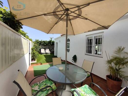 Villa zur Miete 1.700 € 2 Zimmer 60 m² 80 m² Grundstück San Bartolomé de Tirajana 35100