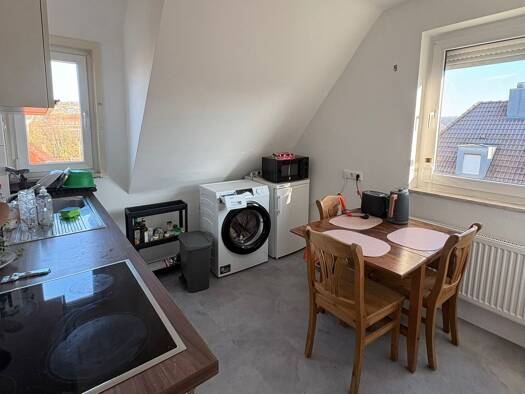 WG-Zimmer zur Miete 334 € 12 m² Geschoss 2/2 frei ab 31.12.2026 Kaltental Süd 70569